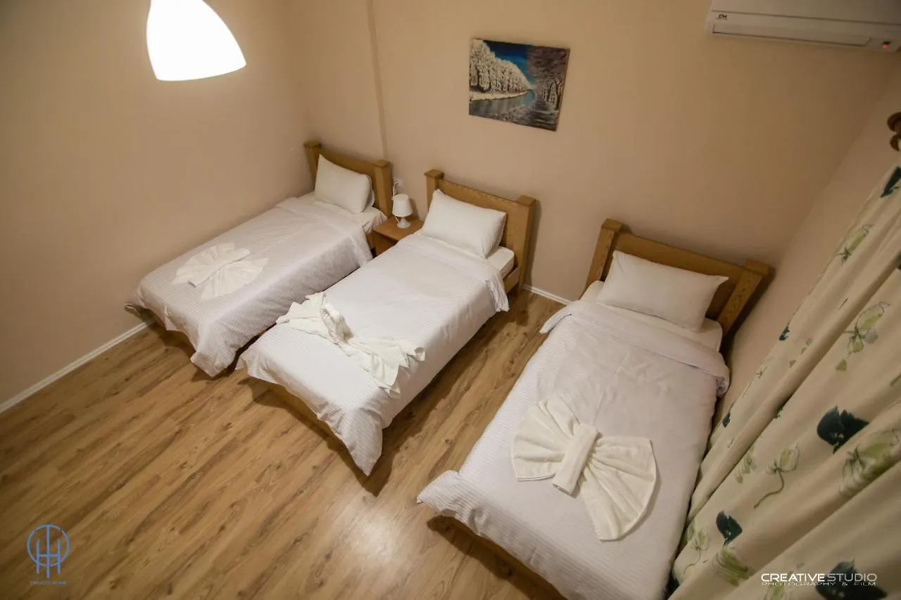 Trako'S Home Korce Hotel